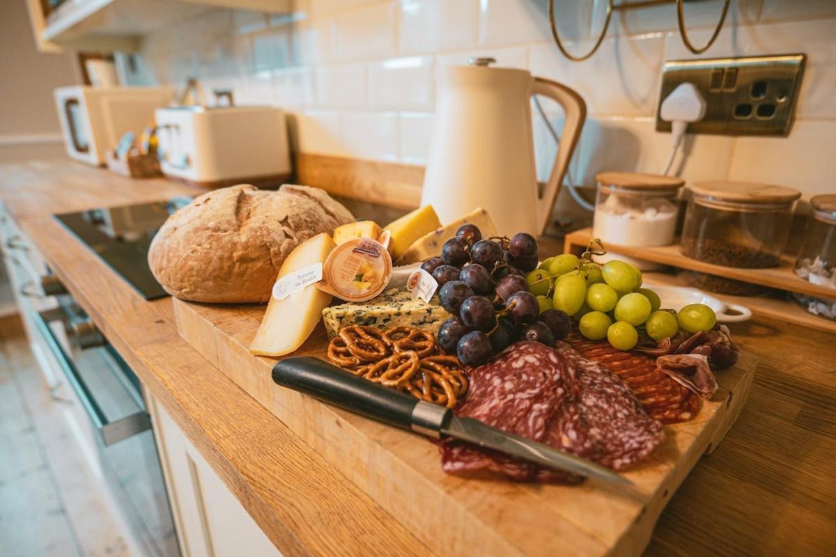 The Prestbury Annexe Apartment Cheltenham Ngoại thất bức ảnh
